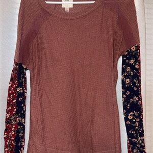 Women's Floral Sleeve Top